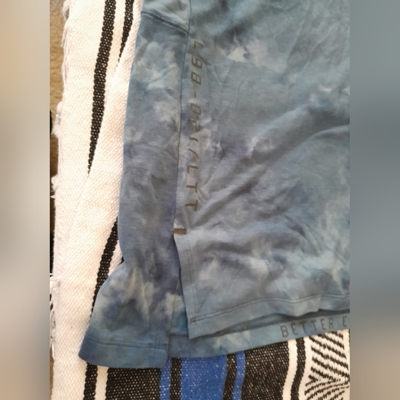 Lululemon Always Agile Short SleeveDiamond Dye True Navy Chambray size M - Picture 12 of 12